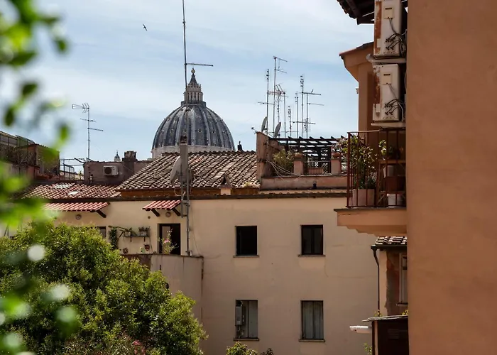 Apartment Vatican Boutique St. Peter Dome View *