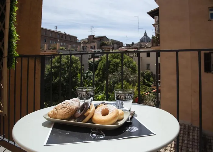 Apartment Vatican Boutique St. Peter Dome View Rome